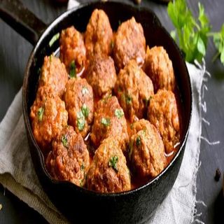 Albondigón en salsa (1 Und.)