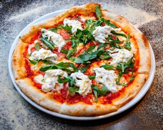 римская пицца fermentо со страчетеллой