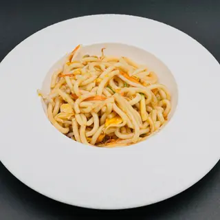 50. Udon con verdure e uovo