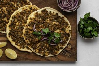 Lahmacun Mixta Sólo Carne
