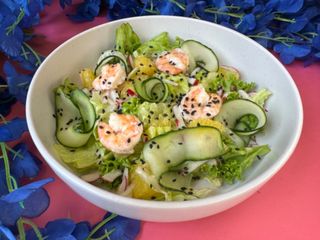 Салат з креветкою
