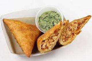 Samosa di pollo piccante