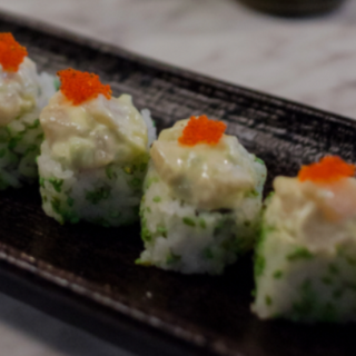 Spicy scallop roll