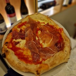 Margherita col prosciutto crudo