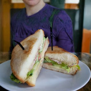 Сендвіч з беконом (200г)