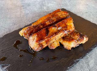 Ребра на BBQ със сладко-кисел сос