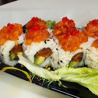 Uramaki spicy salmon