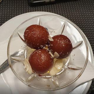  Gulab Jamun	