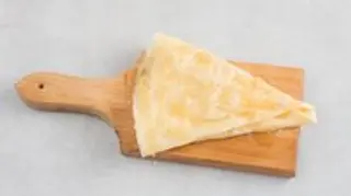 Slatka palačinka sa orasima i medom