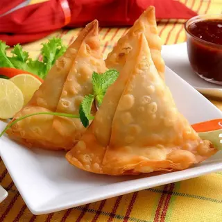 Oferta 6 Plato Samosa (2 Uds.)