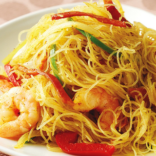 37a. Fideos De Arroz Salteados Al Curry 