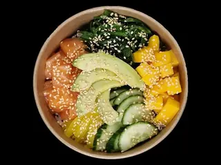 Poke Bowl z Łosośiem