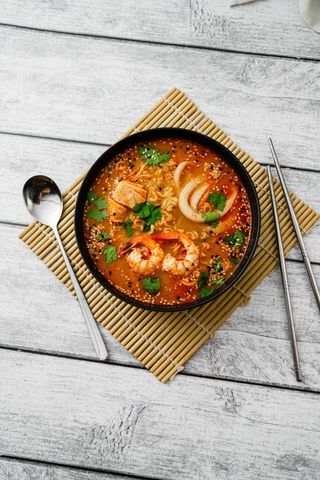 Рамен Том ям