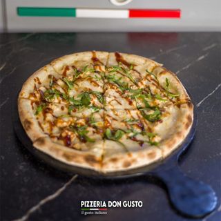 Pizza Poulet Barbecue Sauce Blanche