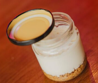 Tarta de queso artesana en tarro