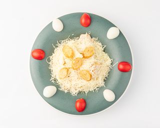 Цезарь с курицей