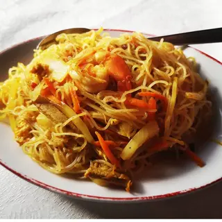 Fideos Singapur