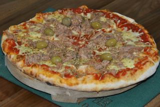 Pizza Tuna
