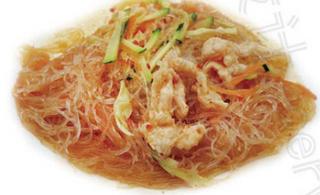 180. Spaghetti di soia con carne piccante