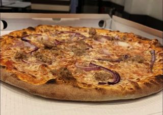 Pizza tonno e cipolla