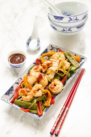 Z046. Gamberi saltato con verdure