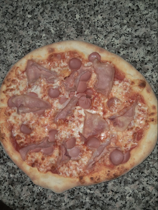 Prosciutto e würstel