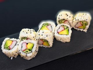 45. Vengan Uramaki 8piezas