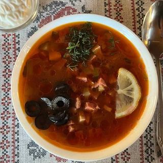 Солянка мясна 450 грам