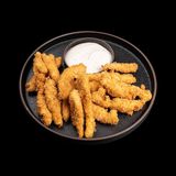 Панирани пилешки хапки с чеснов сос (300г)