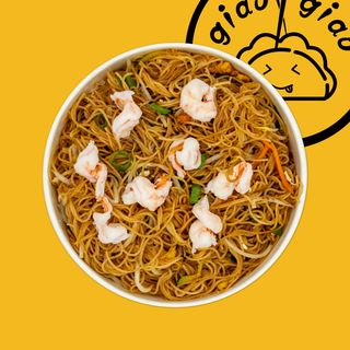 Spaghetti di riso con gamberi