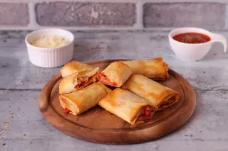 Involtini primavera mozzarella