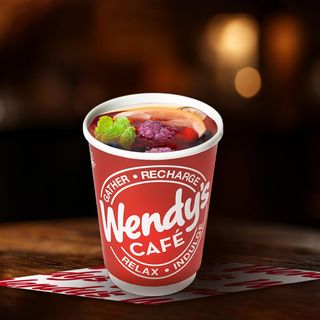 ცხელი ცოცხალი კენკრის ჩაი