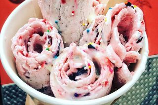 Мороженое жареное (1 шт.)