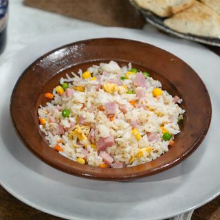 106. Arroz Frito Tres Delicias