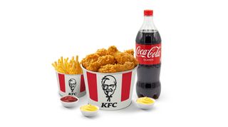 9 крылышек + 6 ножек Комбо