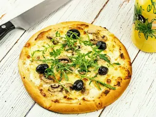 Pizza Sauce Blanche Champignon