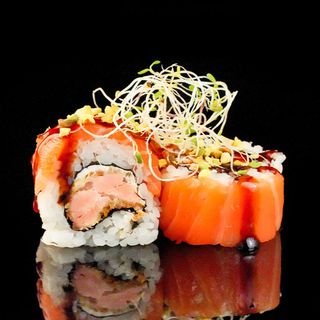 Uramaki super salmón