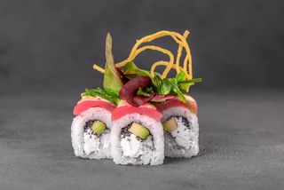 Рол з тунцем (270)