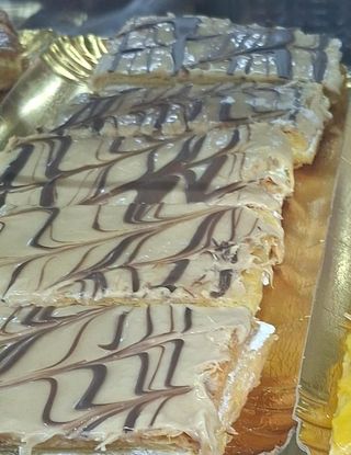 Mil Folhas Kinder Bueno