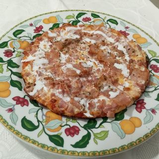 5. Pizza Carbonara Mediana