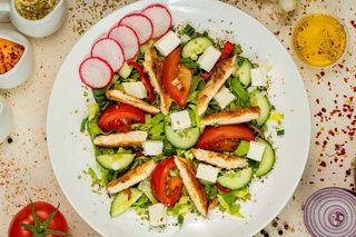 Salată de pui
