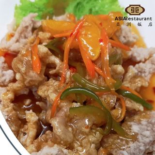 Hrskava svinjetina u umaku od naranče