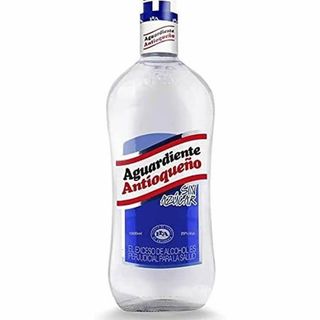botella de aguardiente antioqueño