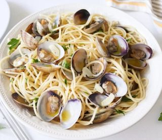 Spaghetti con Almejas