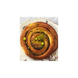 Cinnamon roll con pistacho