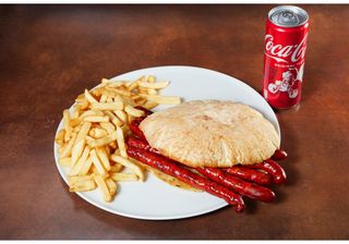 Roštiljska kobasica obrok