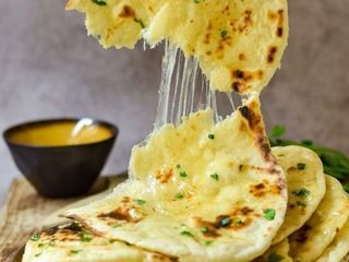 Queijo com Pão Indiano