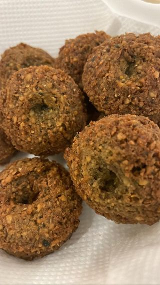 Фалафели със сос тахан и ливански хляб (400г)