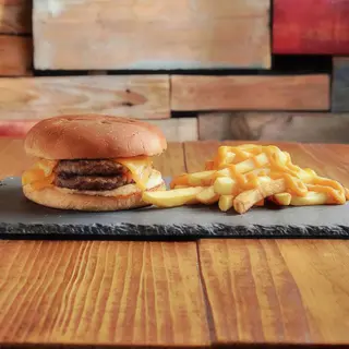 Smash burger con patatas
