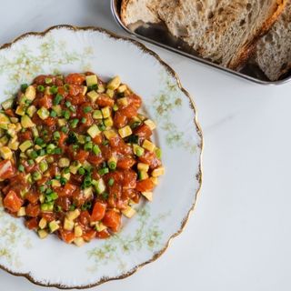 Le tartare з лосося [тар-тар] (215 г)